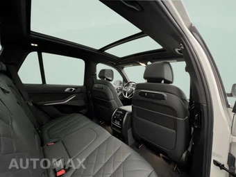 2025 BMW X5 xDrive40i - miniatura 12