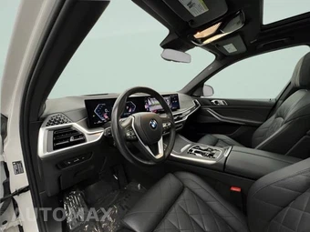 2025 BMW X5 xDrive40i - miniatura 18
