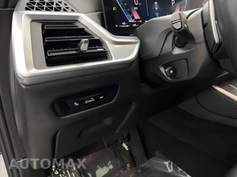 2025 BMW X5 xDrive40i - miniatura 19