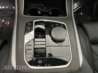 2025 BMW X5 xDrive40i - miniatura 26