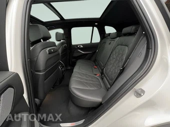 2025 BMW X5 xDrive40i - miniatura 32