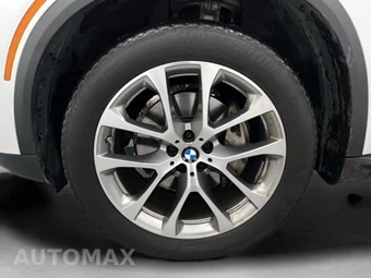 2025 BMW X5 xDrive40i - miniatura 39