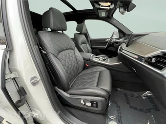 2025 BMW X5 xDrive40i - miniatura 8