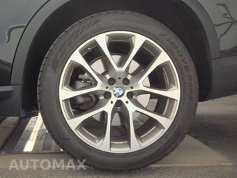 2025 BMW X5 xDrive40i - miniatura 12