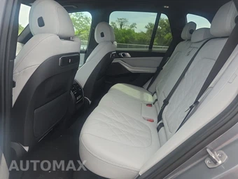 2025 BMW X5 xDrive40i – miniatura 13