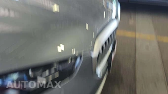 2025 BMW X5 xDrive40i - miniatura 25