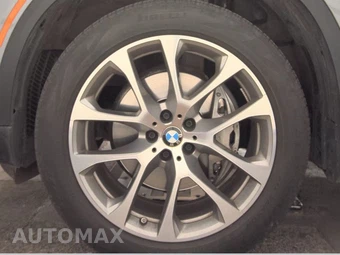 2025 BMW X5 xDrive40i - miniatura 9
