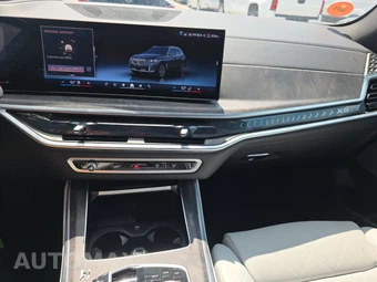 2025 BMW X5 xDrive40i - miniatura 17