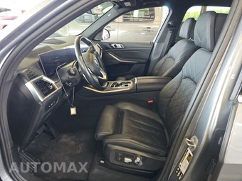 2025 BMW X5 xDrive40i - miniatura 7