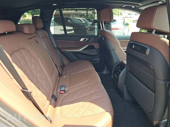 2025 BMW X5 xDrive40i – miniatura 16