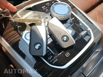 2025 BMW X5 xDrive40i – miniatura 8