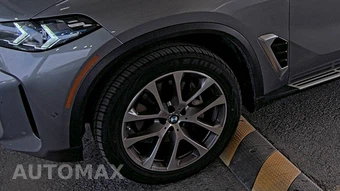 2025 BMW X5 xDrive40i - miniatura 7