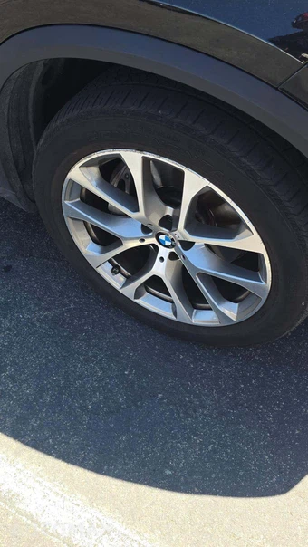 2025 BMW X5 xDrive40i - miniatura 23