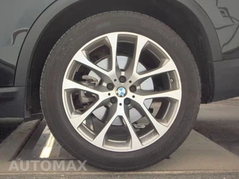 2025 BMW X5 xDrive40i - miniatura 12
