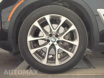 2025 BMW X5 xDrive40i - miniatura 9