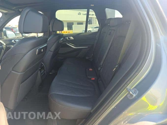 2025 BMW X5 xDrive40i - miniatura 10