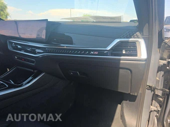 2025 BMW X5 xDrive40i - miniatura 16
