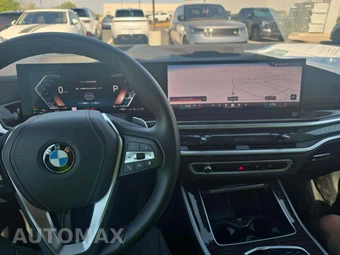 2025 BMW X5 xDrive40i - miniatura 7