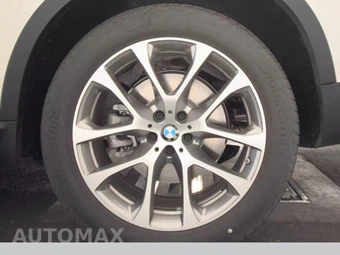 2025 BMW X5 xDrive40i – miniatura 12