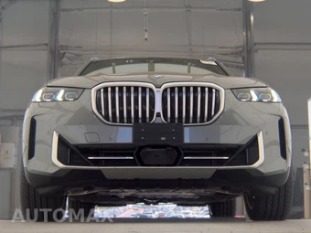 2025 BMW X5 xDrive40i - miniatura 3