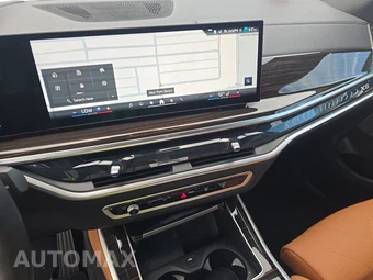 2025 BMW X5 xDrive40i - miniatura 17