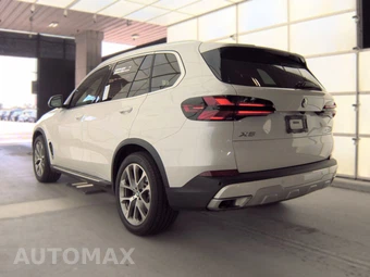 2025 BMW X5 xDrive40i - miniatura 8