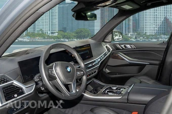 2025 BMW X5 xDrive40i - miniatura 15