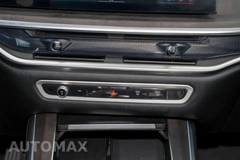 2025 BMW X5 xDrive40i - miniatura 24