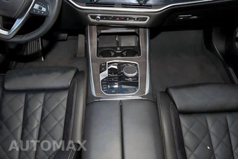 2025 BMW X5 xDrive40i - miniatura 26