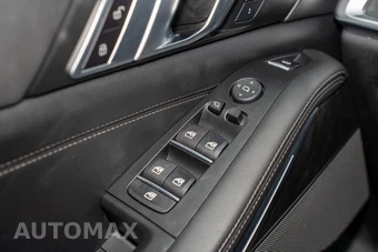2025 BMW X5 xDrive40i - miniatura 27