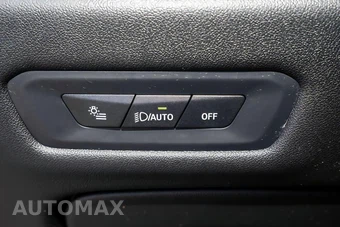 2025 BMW X5 xDrive40i - miniatura 30