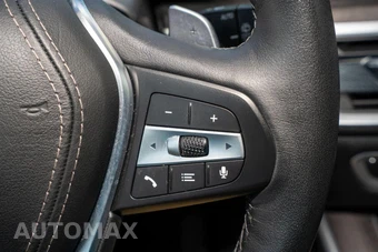 2025 BMW X5 xDrive40i - miniatura 32