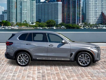 2025 BMW X5 xDrive40i - miniatura 4
