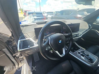 2025 BMW X5 xDrive40i - miniatura 11