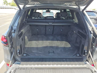 2025 BMW X5 xDrive40i - miniatura 17