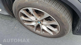 2025 BMW X5 xDrive40i - miniatura 24