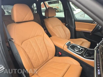 2025 BMW X5 xDrive40i - miniatura 8