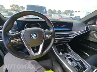 2025 BMW X5 xDrive40i - miniatura 11