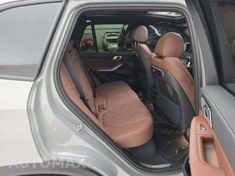 2025 BMW X5 xDrive40i – miniatura 17