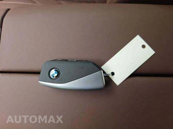 2025 BMW X5 xDrive40i – miniatura 9