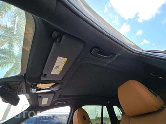 2025 BMW X5 xDrive40i - miniatura 11