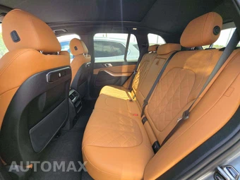 2025 BMW X5 xDrive40i - miniatura 13