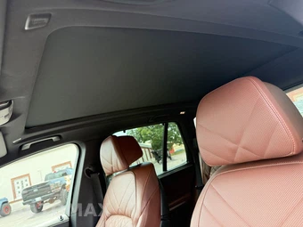 2025 BMW X5 xDrive40i - miniatura 13