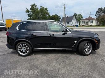 2025 BMW X5 xDrive40i - miniatura 3