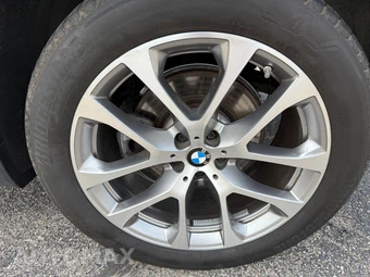 2025 BMW X5 xDrive40i - miniatura 39