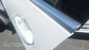 2025 BMW X5 xDrive40i – miniatura 25