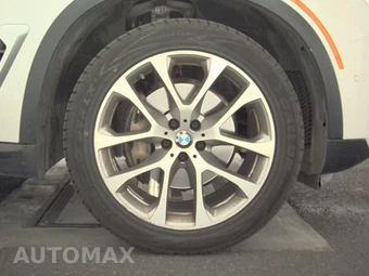 2025 BMW X5 xDrive40i - miniatura 10