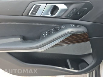 2025 BMW X5 xDrive40i - miniatura 15