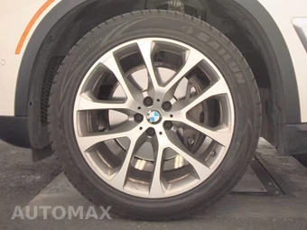 2025 BMW X5 xDrive40i - miniatura 9