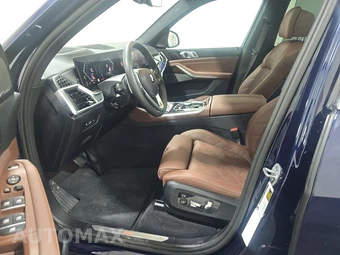 2025 BMW X5 xDrive40i - miniatura 7